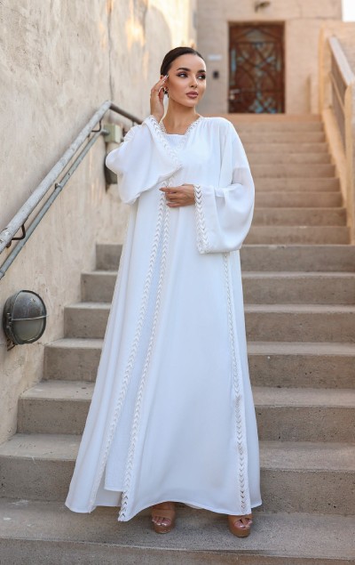 WHITE ABAYA
