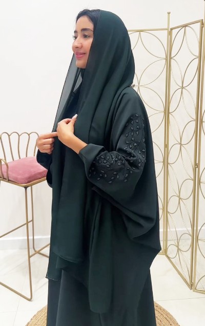 COLORED ABAYA