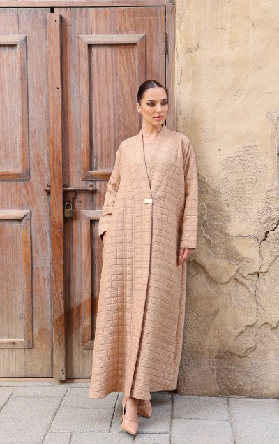 BEIGE WINTER ABAYA